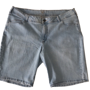 LEE Rider Light Denim Blue Jeans Shorts Cotton Polyester Spandex Womens Size 22